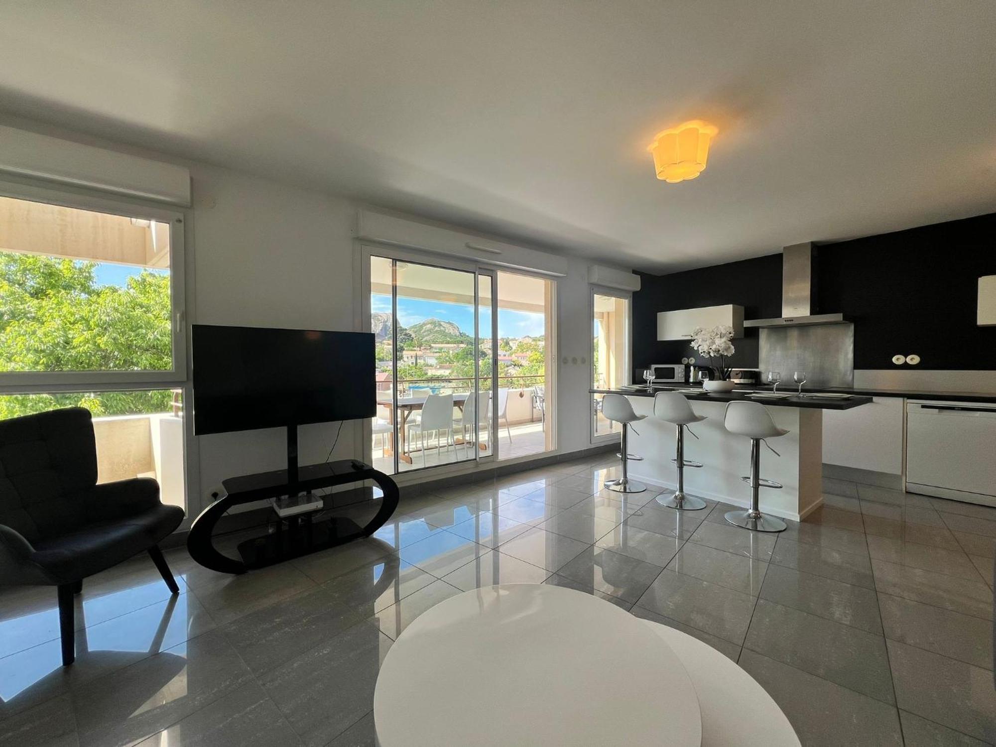 Grand T3 Neuf Proche Port/Centre Ville La Ciotat Dış mekan fotoğraf